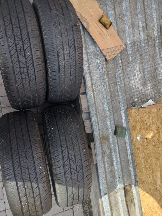 Продам резину на 18