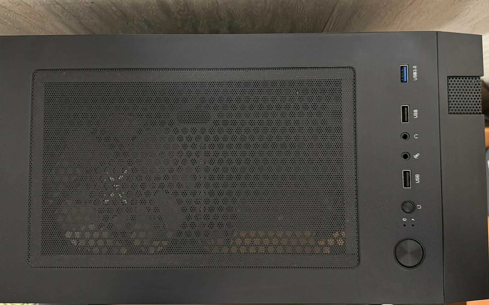 Компютър Ryzen 7 3700X / GTX 1060 6GB / 16GB RAM / 256 SSD / 1TB HDD