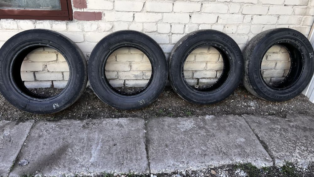Продам оригинальные шины 225/65 17