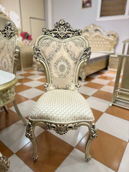 ЦЕХ дан Стол стулар, София ва Хуррам стулимз ёгочи ёнгок.