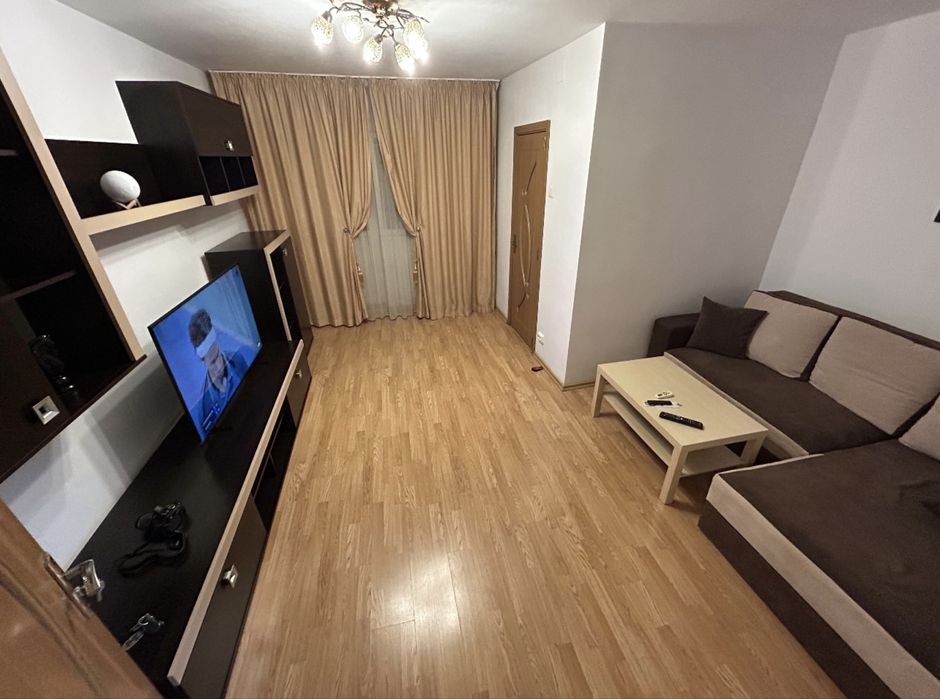 Dristor garsonieră de închiriat, 5 minute de metrou