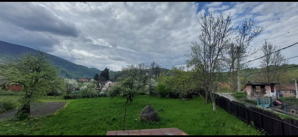 Vand sau inchiriez teren Vulcan si hale in Iscroni Hunedoara