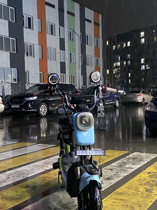 Продам скутер T-rex