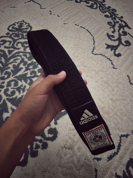 Пояс для дзюдо Adidas срочно