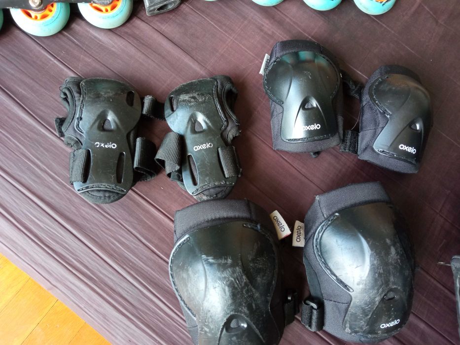 Ролери Spokey регулируеми - 31-34 номер + сет протектори и раница