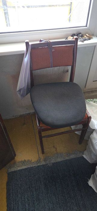 Mobilă de cameră GRATIS-URGENT