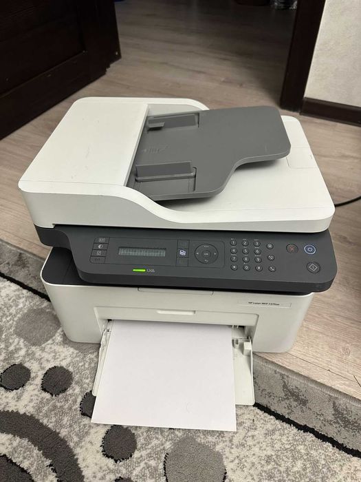 Многофункциональное устройство HP Laser MFP 137fnw