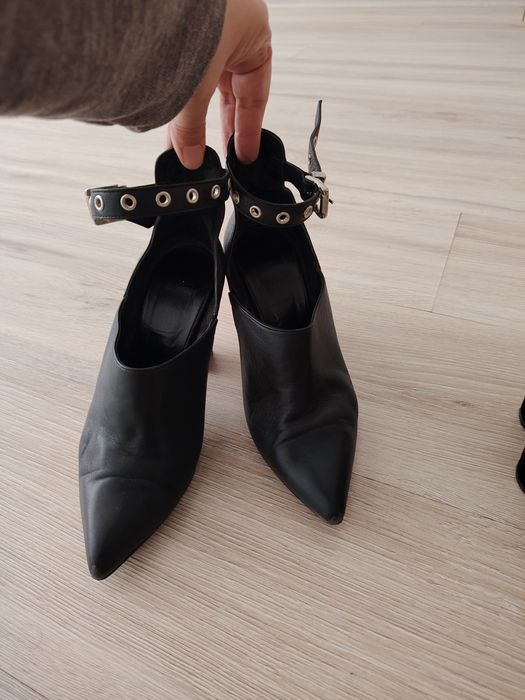 Все по 2000 тенге