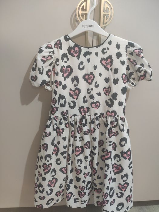 Нарядные платья на девочку 5,6 лет