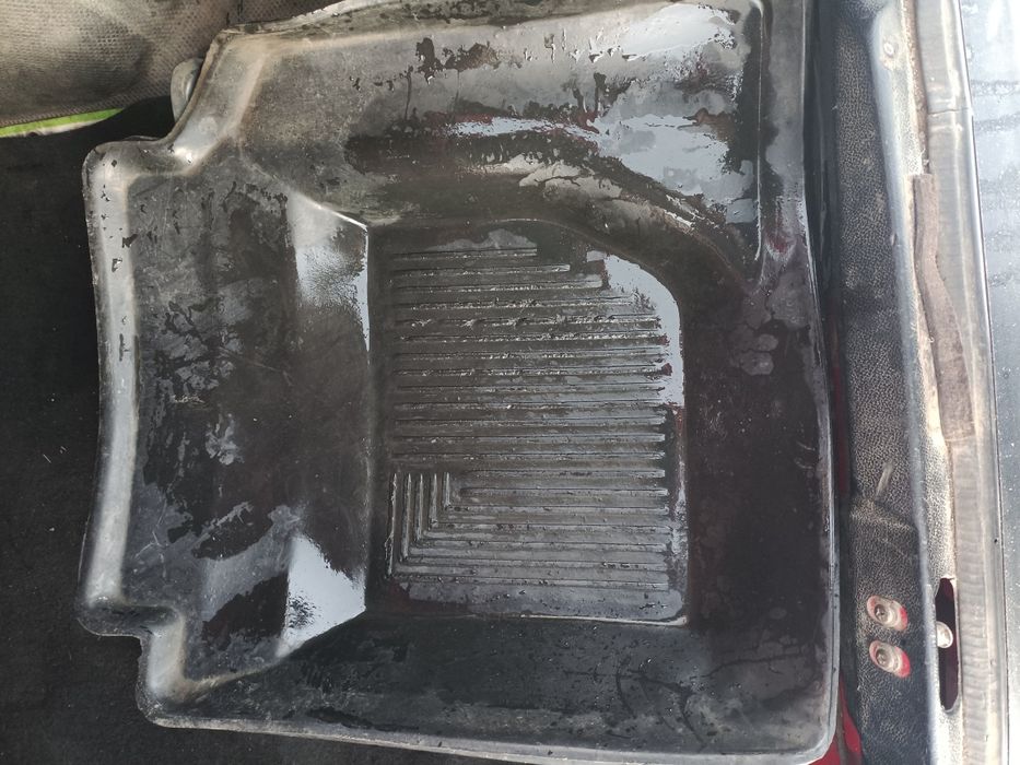 Руль от Фольцваген  и полики