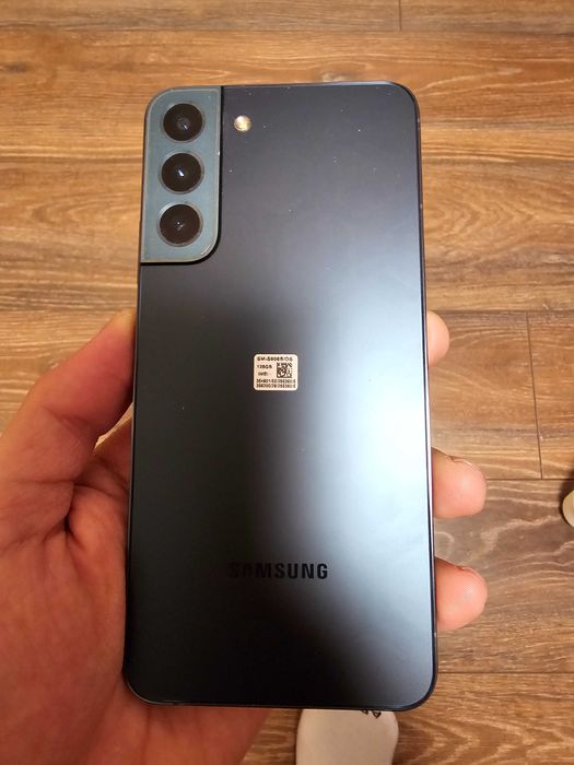 Vând Samsung S22+ 128Gb