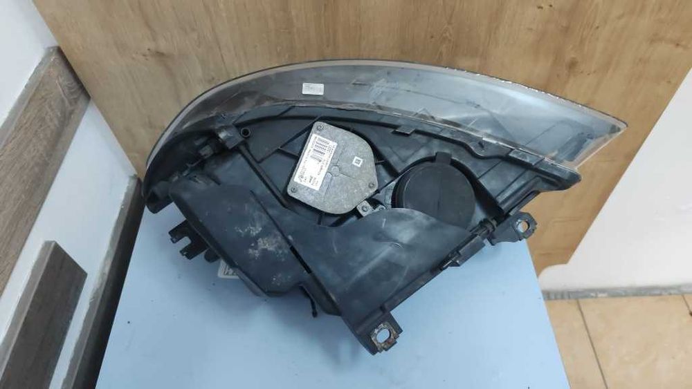 far stanga / dreapta bi-xenon led adapti Audi Q7 4L an 2014