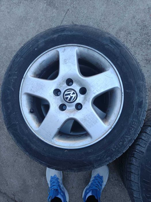 Летни гуми с лети джанти