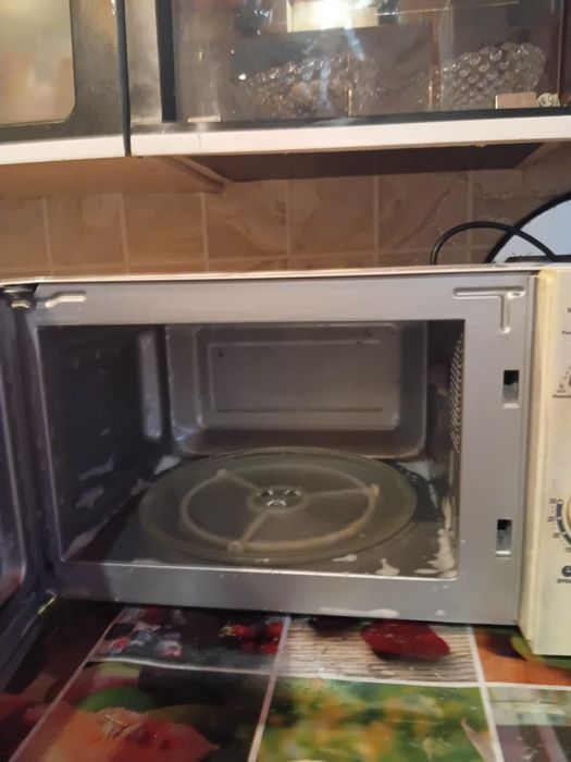 Продам микроволновку