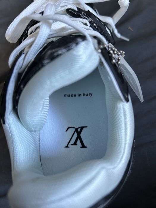 Louis Vuttion Trainer