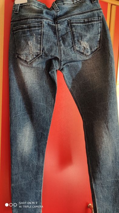 Джинсы детские новые привозные 128 размер