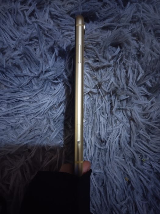 Vând iPhone Xr 64Gb Yellow