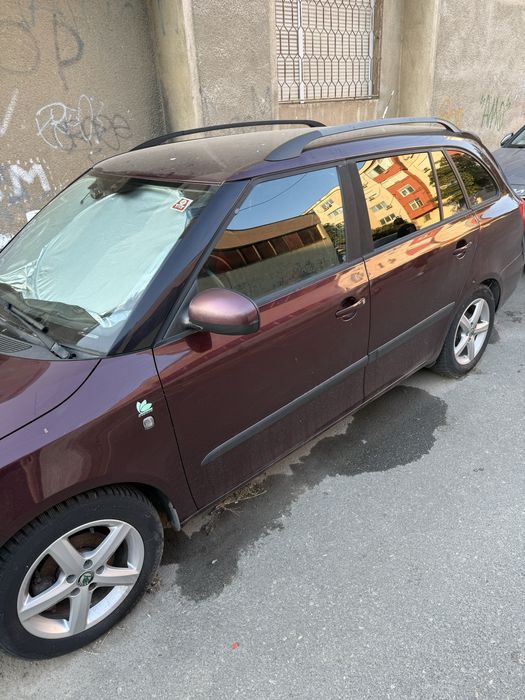 SKODA Fabia 2011 — imagine 2