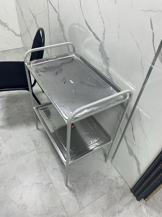 Процедурный столик ( Манипуляционный )