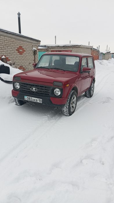 Нива инжектор продам