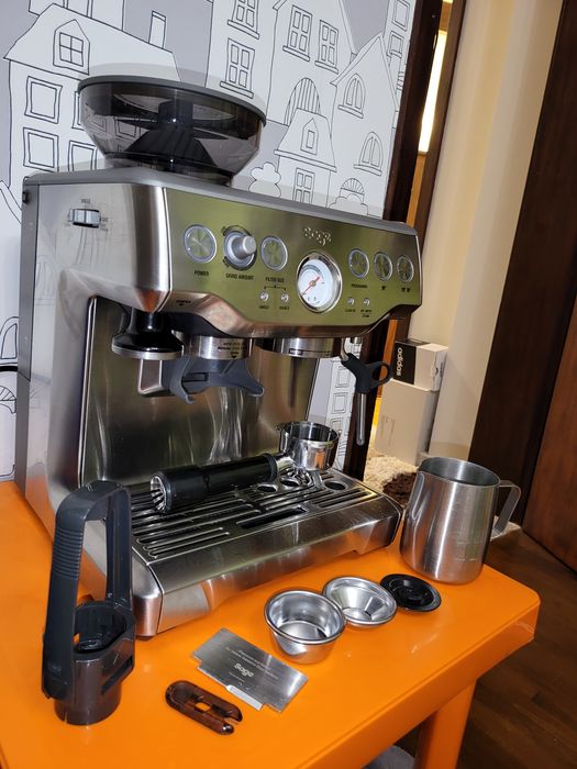 Еспресо машина SAGE Barista Express 875 Кафемашина с кафемелачка