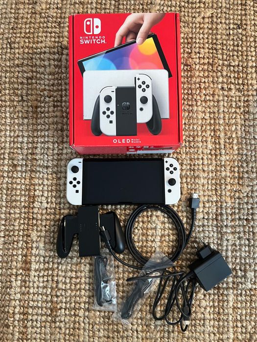 Nintendo Switch Oled Alb