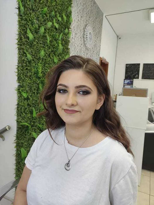 Професионален грим