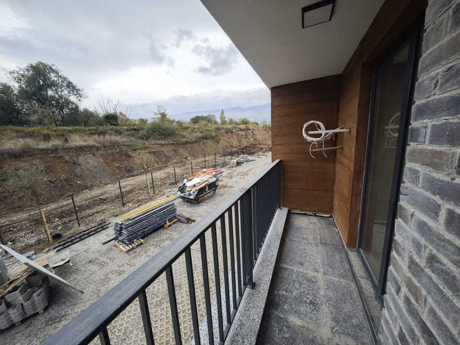 Двустаен апартамент в Малинова долина