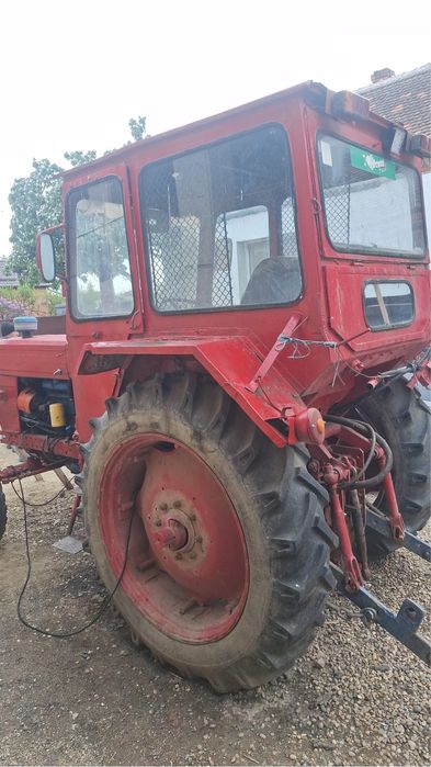 Tractor U65 + plug si erbicidator