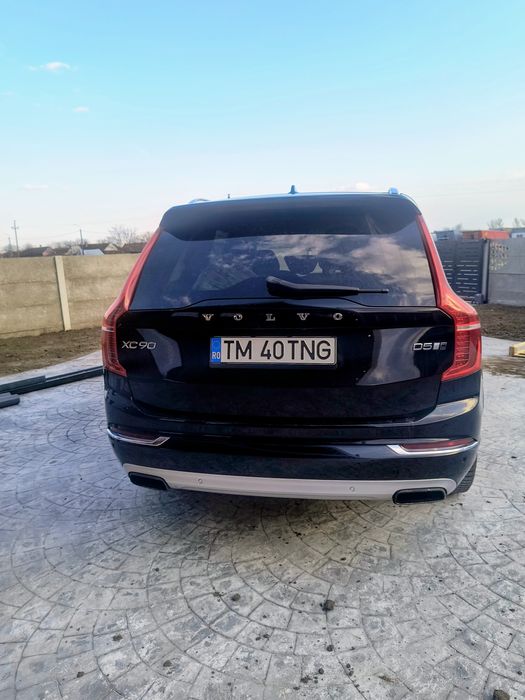 Volvo xc 90 7 locuri 
Nu este pe perne aer și nu ar
