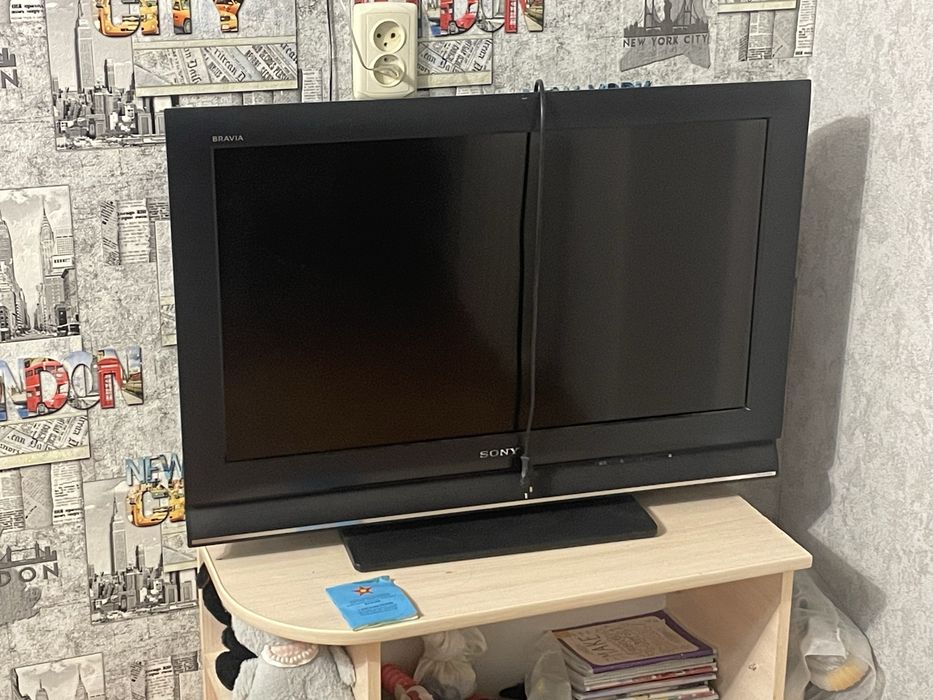 Продам телевизор sony bravia