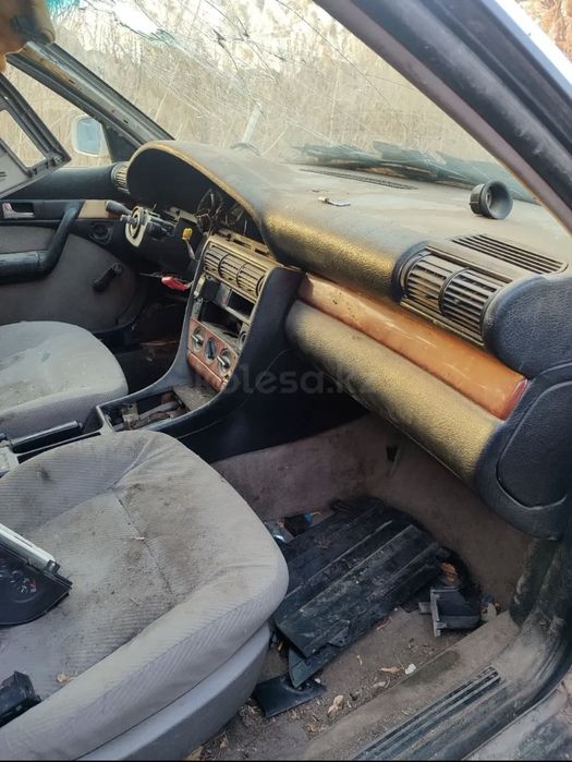 продаю ауди на разбор