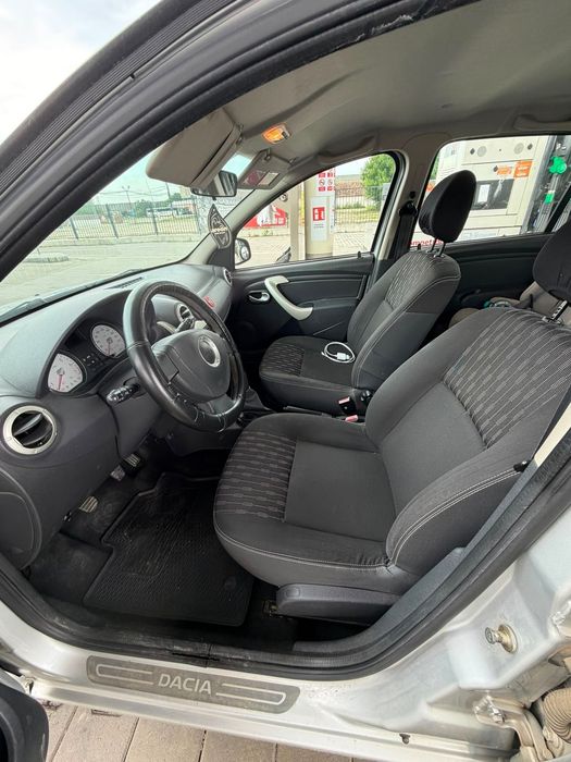 DACIA Sandero 2011 — imagine 3