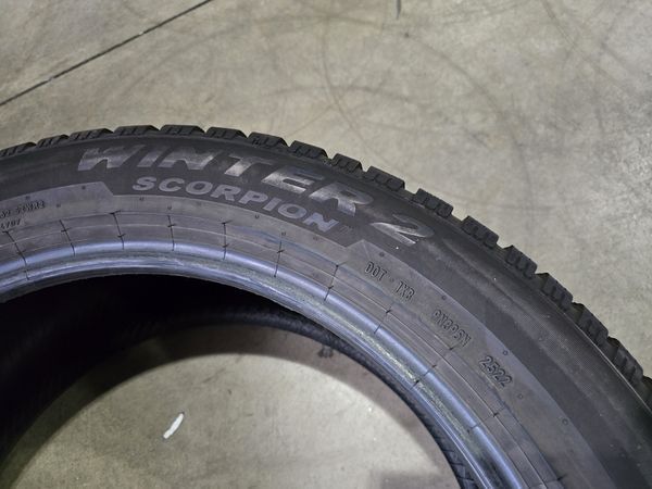 285/45/21 PIRELLI 4бр
