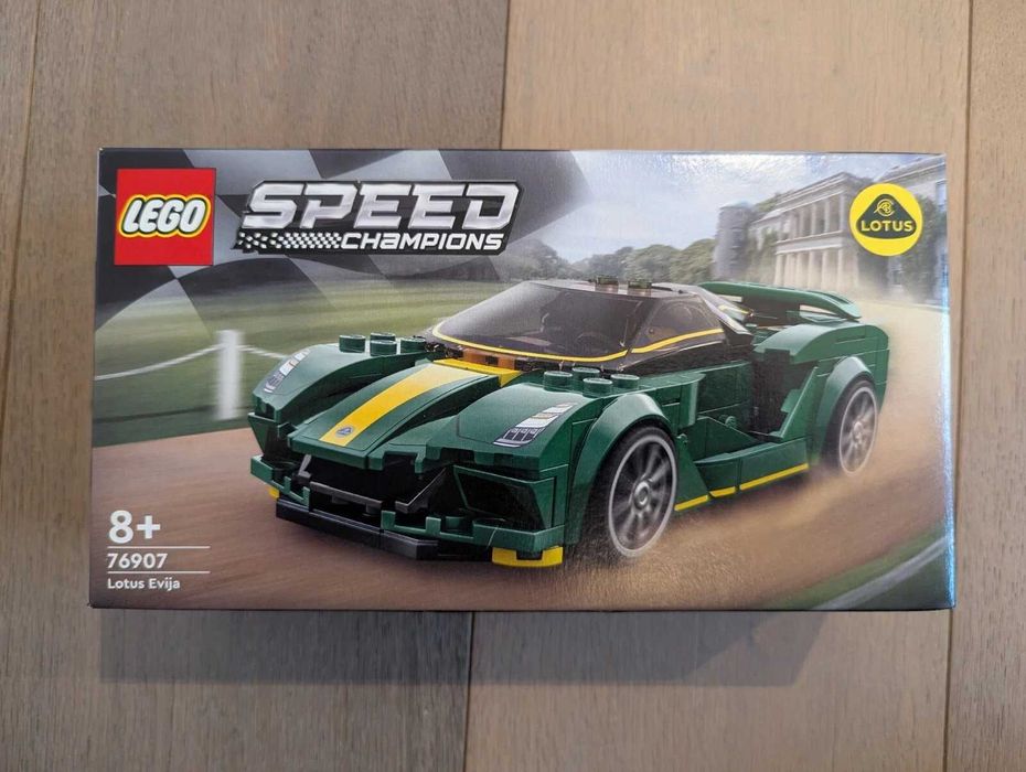 Няколко LEGO Speed Champions
