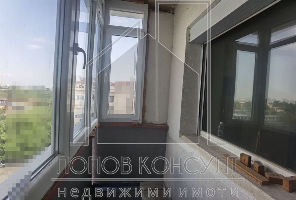 Продава се Четиристаен апартамент в Пловдив, Гагарин - 98 кв.м за 1404 €/кв.м - Снимка #2