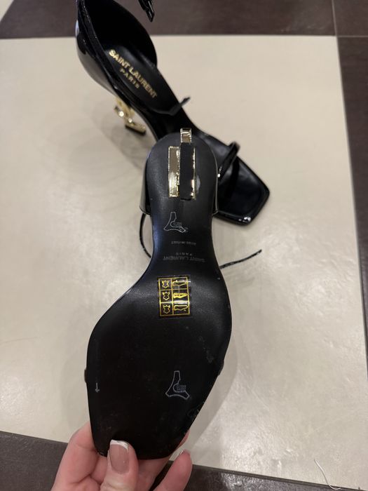 Обувки на висок ток 36 номер  YSL