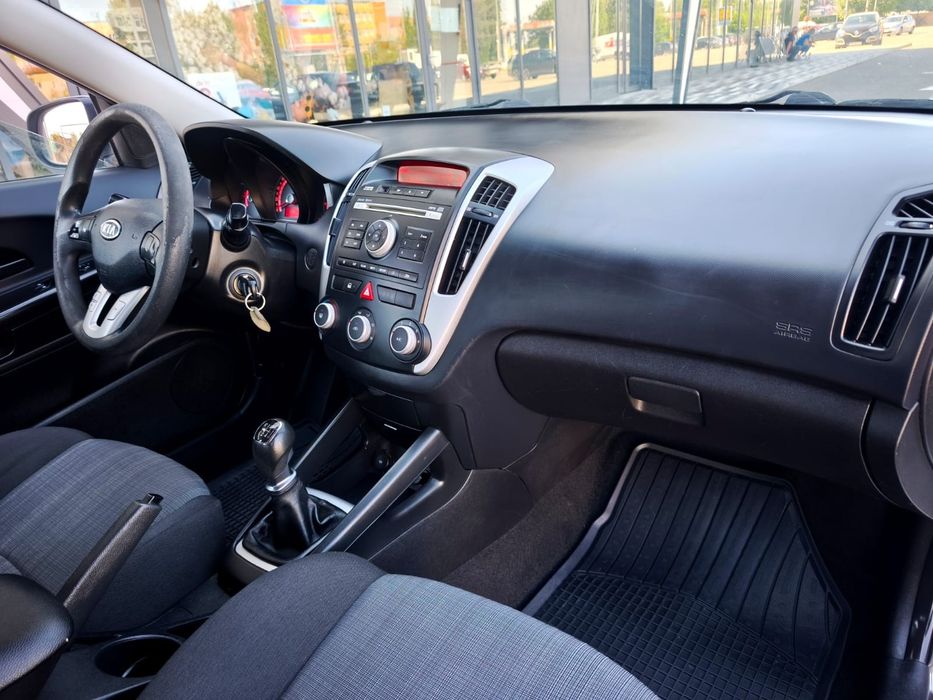 Kia Ceed 1.6 diesel 2012