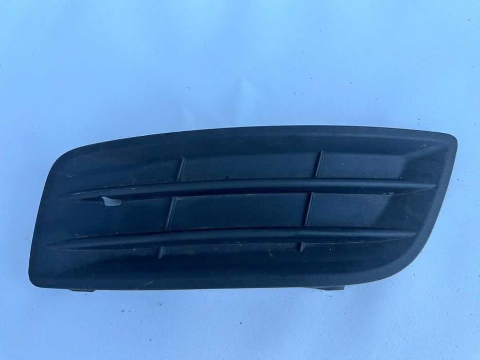 Grila bara stanga fata fara proiector Volvo V50 2007-2012 30779102