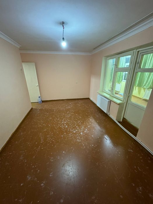 Срочно Продаеться 2-комнатная квартира городе Чирчике районе Октьябрь