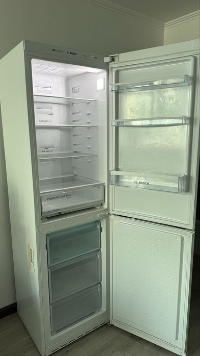 Холодильник Bosch Nofrost