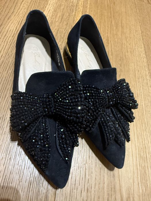 Balerini eleganti, funda aplicata