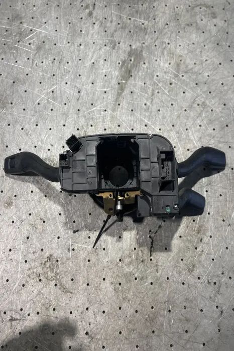Ansamblu manete cu spria volan 8E0 953 549 Q Audi A4 2006