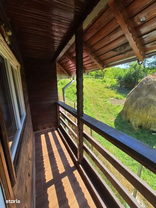 Casă de vânzare în comuna Valea Danului, sat Vernești, județ Argeș.