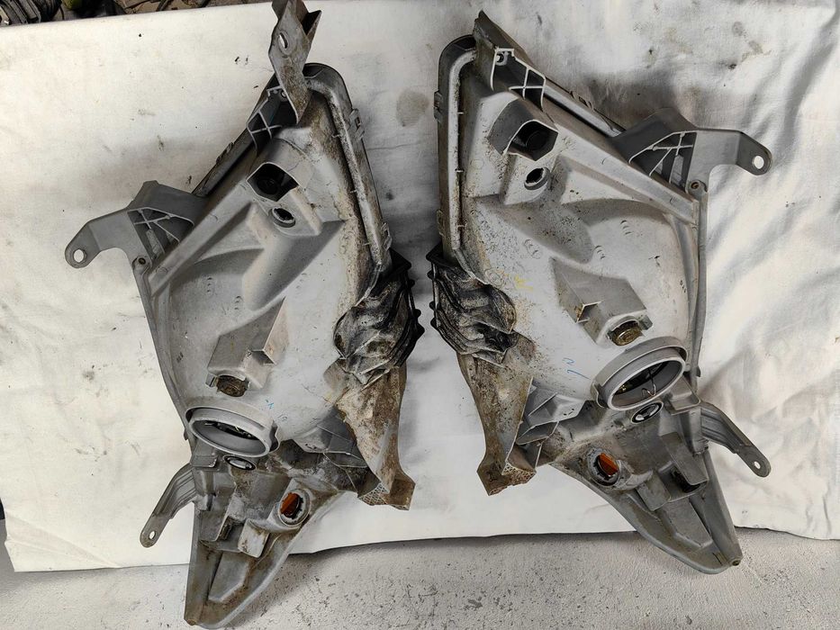 Оригинални фарове Тойота   Toyota Hilux