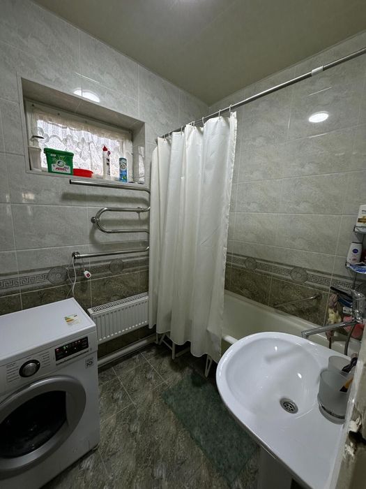 Отличная 3 комнатная квартира 63кв. м. с отоплением