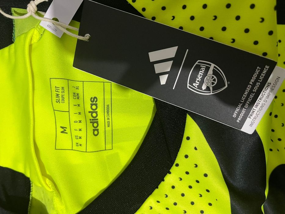 Tricou Adidas Arsenal, nou cu etichetă, M, Fotbal