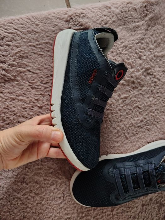 Adidași Geox mărimea 33