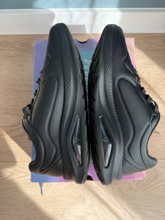 Унисекс маратонки Skechers, размер 38 (25 см). В отлично състояние.