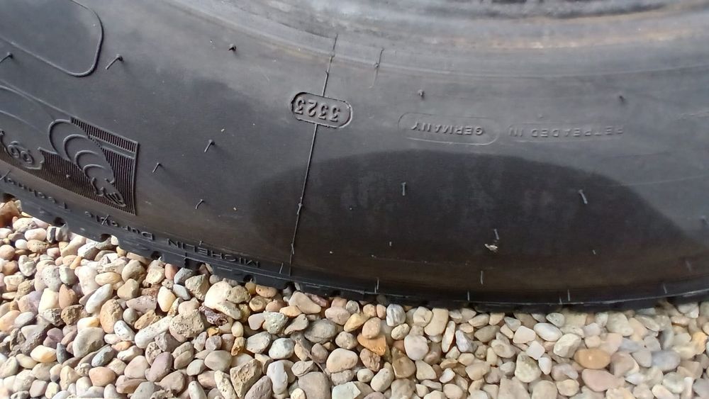 Vând  anvelope Michelin  second-hand 315/70